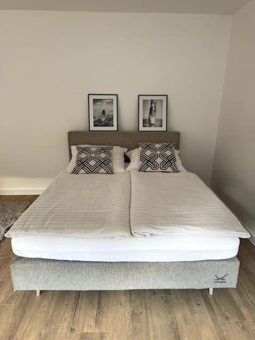 דורטמונד Moderne Wohnung In Stadionnaehe Mit Parkplatz מראה חיצוני תמונה