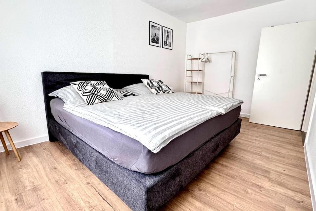 דורטמונד Moderne Wohnung In Stadionnaehe Mit Parkplatz מראה חיצוני תמונה